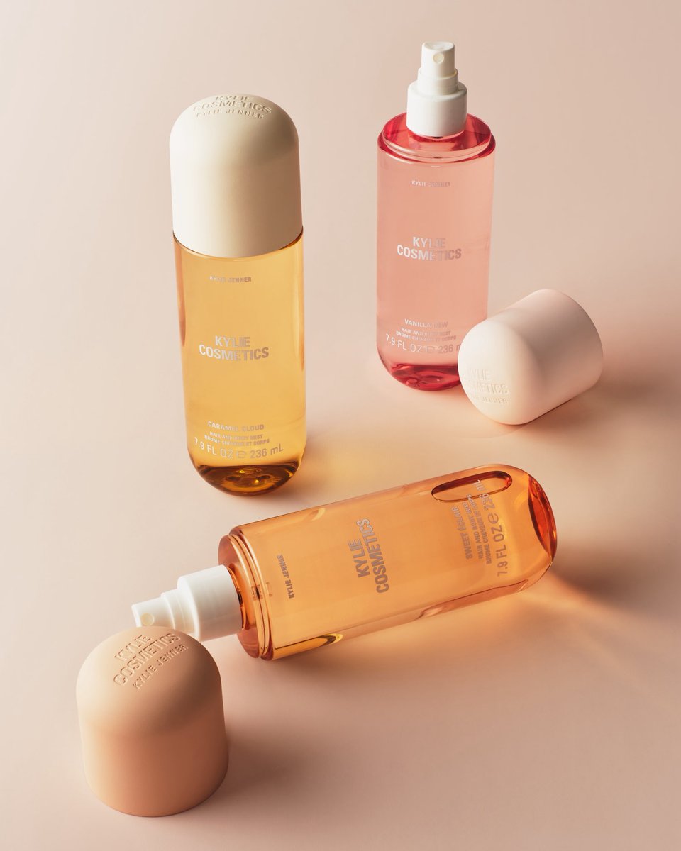 kyliecosmetics's tweet image. our NEW hair & body mists are here! ✨
🍫 sweet eclair
🌸 vanilla dew
☁️ caramel cloud
shop the dessert-inspired scents now on kyliecosmetics.com!