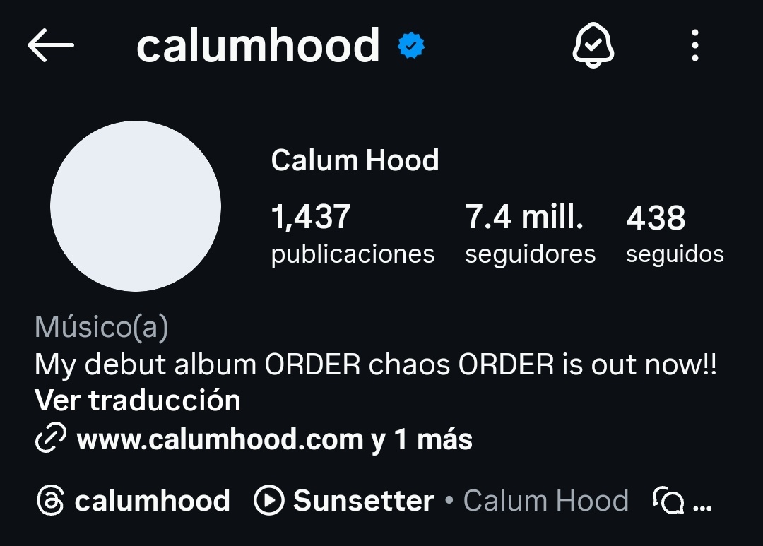 aklvsch's tweet image. ya sabemos quien cambio la foto en la cuenta de 5sos JAJAJAJAJJAJAJA