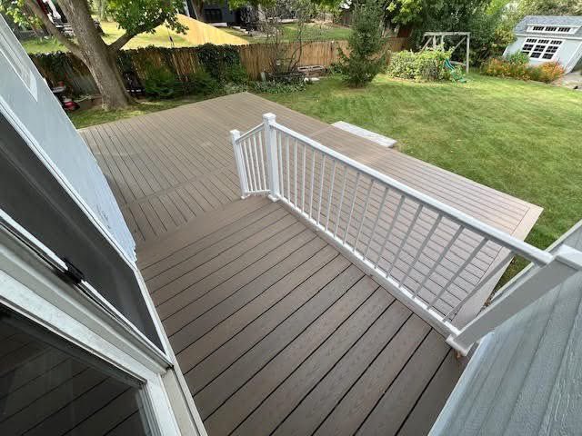 Shoutout to Travis in Des Moines—a homeowner who turned his backyard dream into reality with the help of UglyDeck.com!  We provided decks plans, delivered a complete deck package, installed footings and ledger board.  Then Travis took over with the help of our coaching