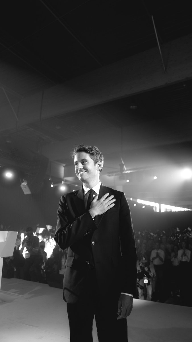 Renaissance's tweet image. Des nouveaux fonds d’écran pour vous ✨📲