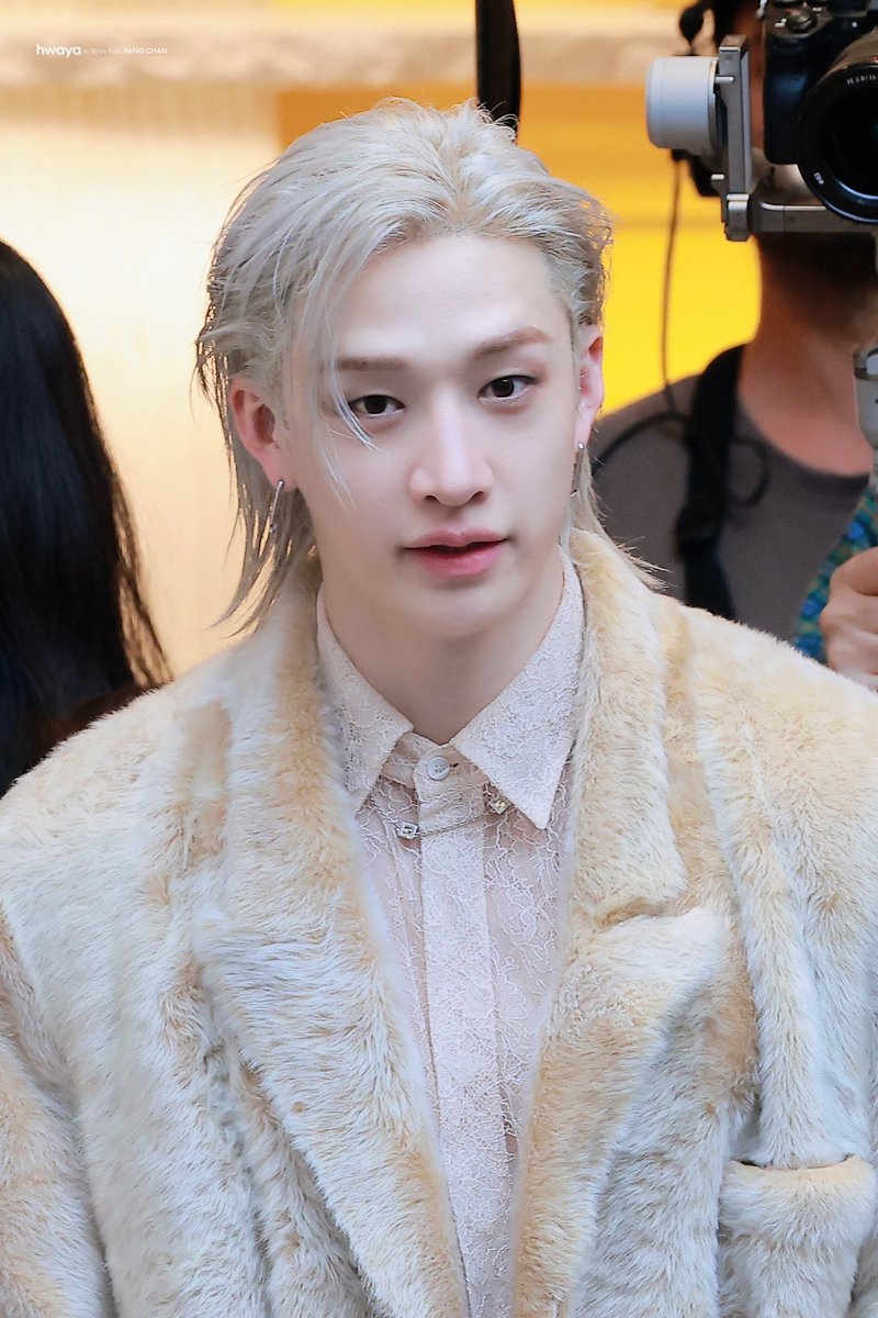 250923 ✨️✨️
#방찬 #BangChan #CB97
#스트레이키즈 #StrayKids
#BANGCHANxMFW25
#FENDISS26
#BANGCHAN @fendi