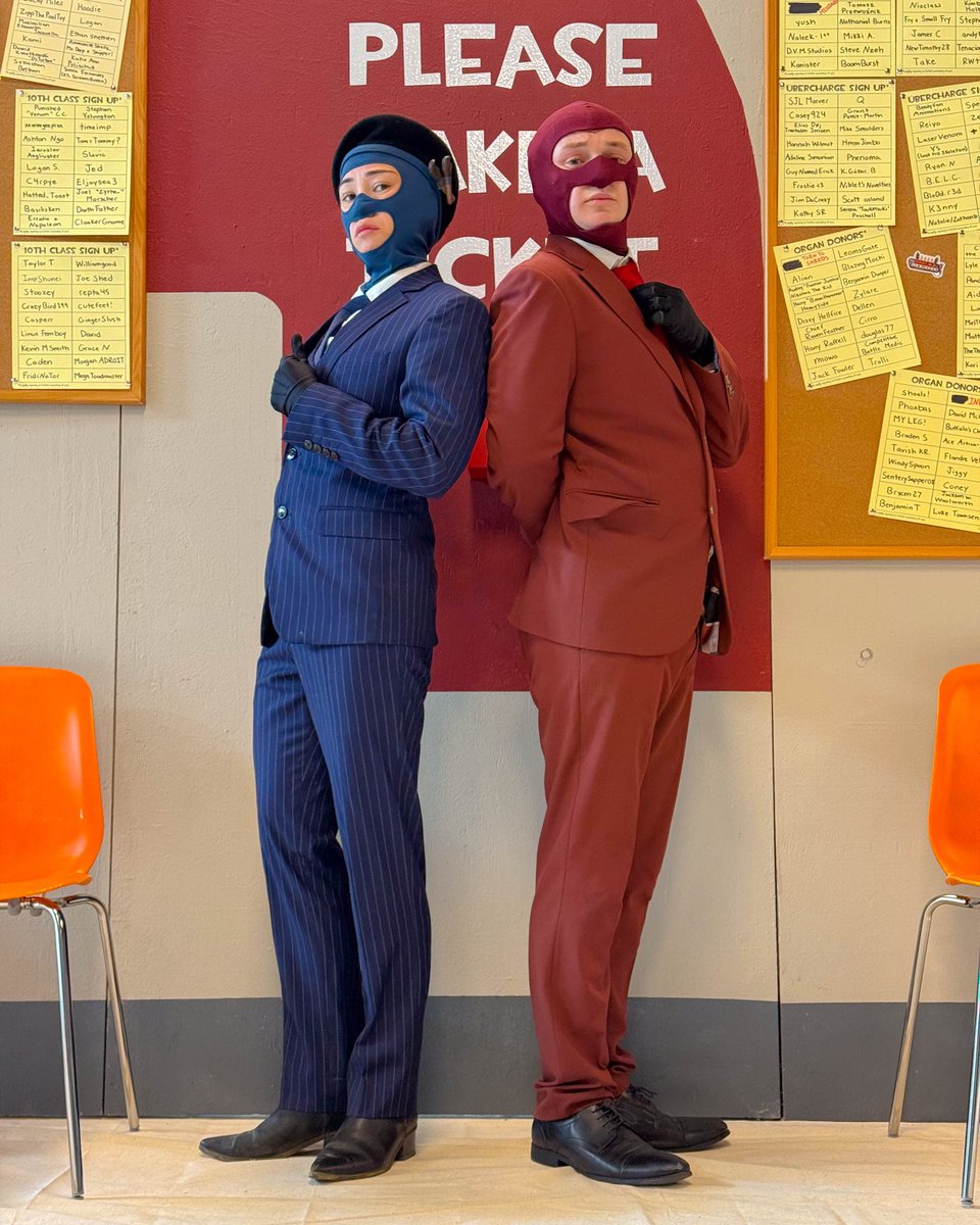 Gentlemen…

RED Spy <a href="/Green_Fortress2/">Green Fortress 2</a> (borrowing <a href="/LogermeisterVA/">Logermeister</a> incredible balaclava!) Taken on the set of “Meet the REAL Medic!”