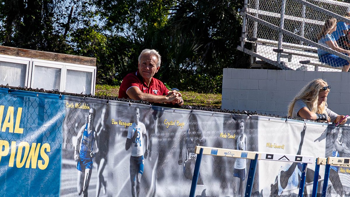 FloridaTechXC's tweet image. The fourth episode of The Panthers Report is out! 🐾 

Head Coach Pete Mazzone joins the Mark Moses Show to discuss the team's success at the Eagle Invite and our upcoming meet!

Watch the full interview on YouTube ⬇️

🎥 bit.ly/3W3aL77

#GoPanthers l #TechBuilt