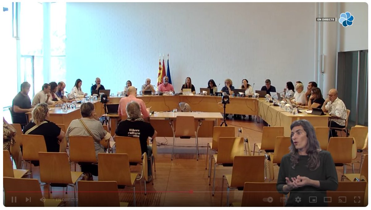 santperederibes's tweet image. Comença el #pleSPRibes, reunit en sessió ordinària de setembre. S&apos;aproven per unanimitat les actes dels plenaris anteriors.