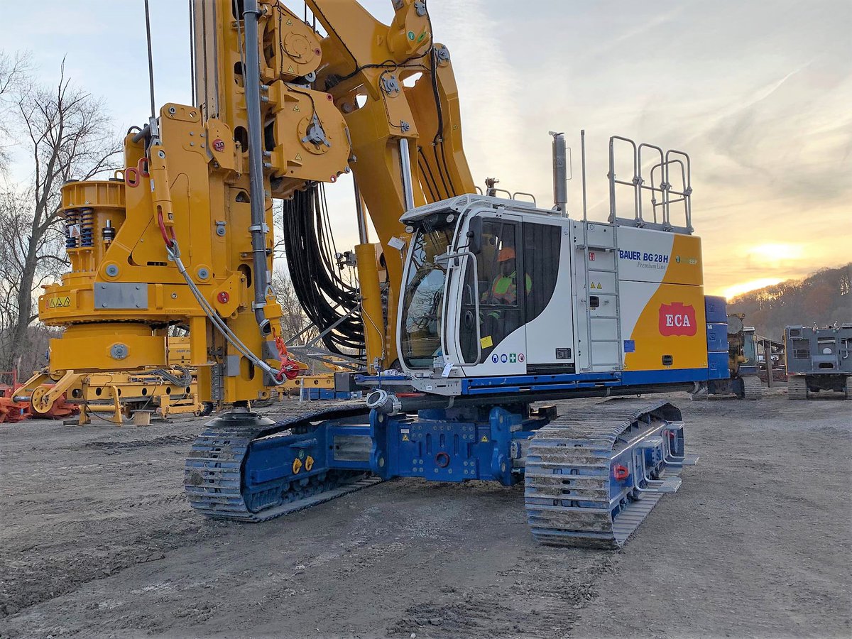 buckmag's tweet photo. BAUER BG 28 H just arrived Pittsburgh.
Credit: @equipcorp
#PileBuck #EandCmedia #deepfoundations #drilling #piledriving #equipment https://t.co/ZJYabWd1a0