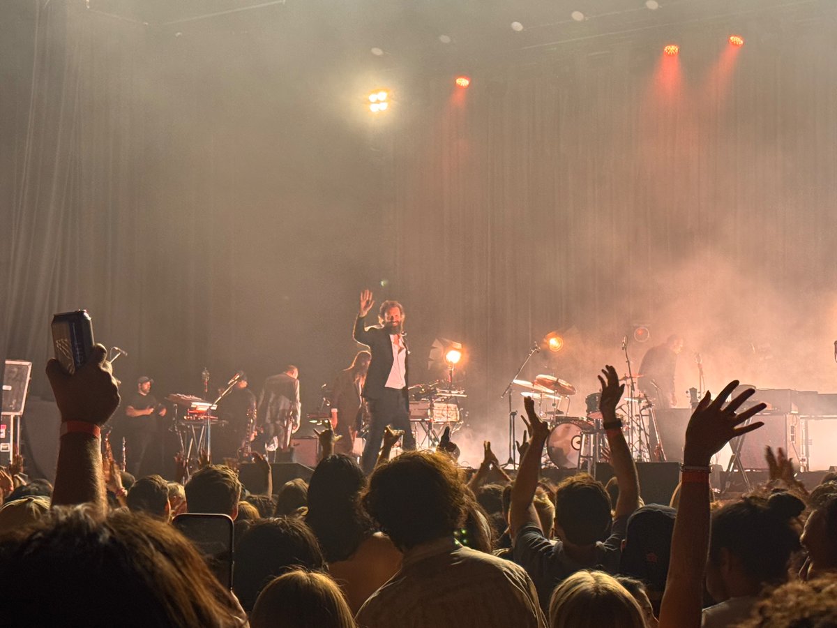 WSRecordCo's tweet image. September 17, 2025 Father John Misty at The Bomb Factory in Dallas, TX