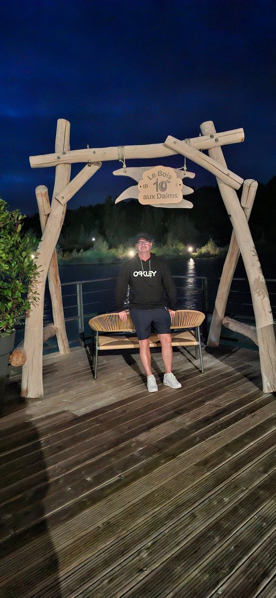 puikzi's tweet photo. Center parcs https://t.co/7MH3ha5F54