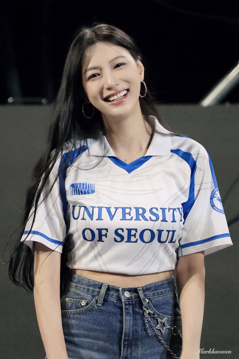 Markhaowen tweet media