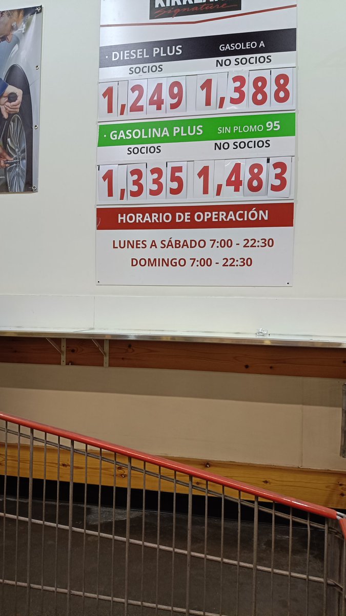 migueloner's tweet photo. Hola @CostcoSpain porque ponéis el horario de operación de lunes a sábado y luego el domingo , si el horario es el mismo?, un saludo https://t.co/M93eR8rD7F