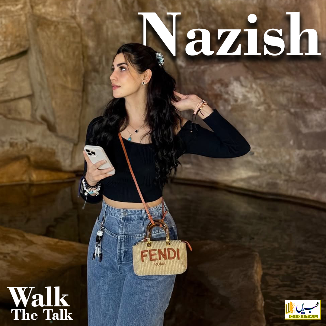 daily_khabrain's tweet photo. Nazish walk to talk
@nazishjahangir
#KhabrainDigital
#Nazish #WalkToTalk #CelebrityStyle #StarBuzz #TrendingNow #GlamourMoments https://t.co/4Xbk00vBln