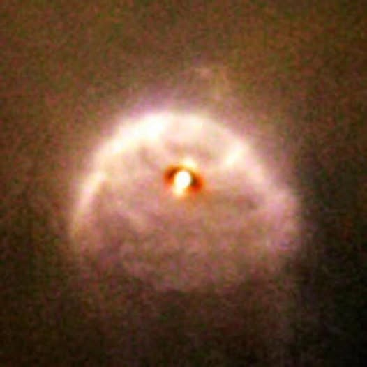 🚨: A direct image of a solar system being born in the Orion Nebula, 7,500 light-years from us. The entire disk is 53 billion miles across, or 7.5 times the diameter of our solar system. Who knows what type of worlds will emerge from this.