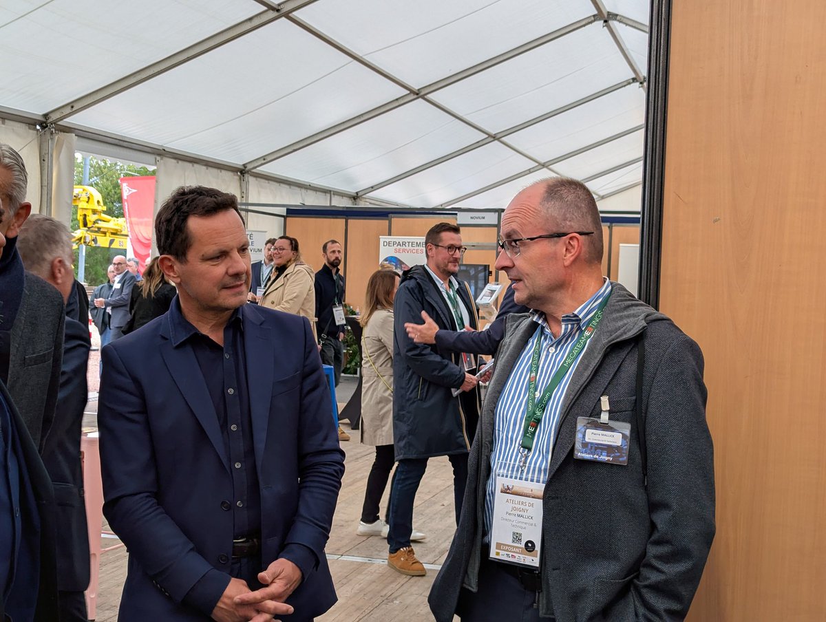 Région Bourgogne-Franche-Comté (@bfc_region) on Twitter photo Inauguration du salon professionnel Mecateammeetings ce mardi à Montceau-les-Mines avec <a href="/Jeromedurain/">Jérôme Durain</a> pour valoriser la filière ferroviaire durant 3 jours 
<a href="/Mecateamcluster/">Mecateamcluster®</a> <a href="/SNCFReseau/">SNCF Réseau</a> Inauguration du salon professionnel Mecateammeetings ce mardi à Montceau-les-Mines avec <a href="/Jeromedurain/">Jérôme Durain</a> pour valoriser la filière ferroviaire durant 3 jours 
<a href="/Mecateamcluster/">Mecateamcluster®</a> <a href="/SNCFReseau/">SNCF Réseau</a>
