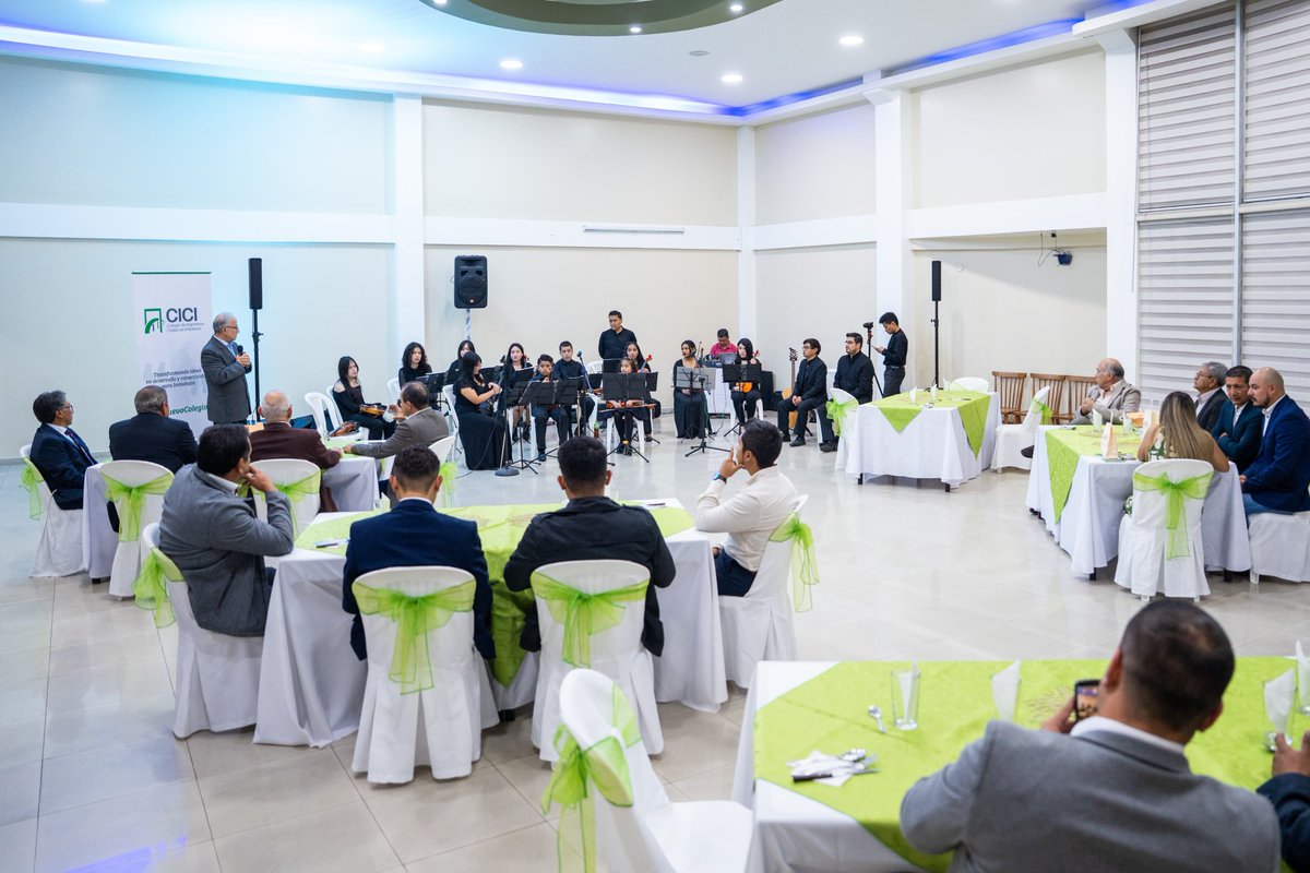 Agradecemos a las y los colegas presidentes y delegados de los Colegios Provinciales por haber asistido a la sesión desarrollada el día viernes, 19 de Septiembre, en las instalaciones del Colegio de Ingenieros Civiles de Imbabura

👷🏻‍♂️🇪🇨👷🏼‍♀️