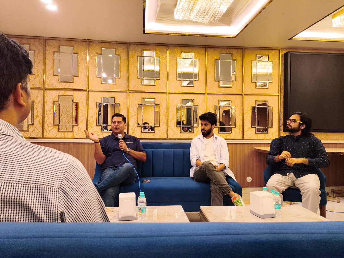 auditor_devansh's tweet image. Had an amazing time at the Salesforce Trailblazer Community event in Delhi! 🚀 Learned about industry trends, growth strategies & got career guidance from Salesforce Directors, 5× MVPs, Architects & Developers. #Salesforce #TrailblazerCommunity