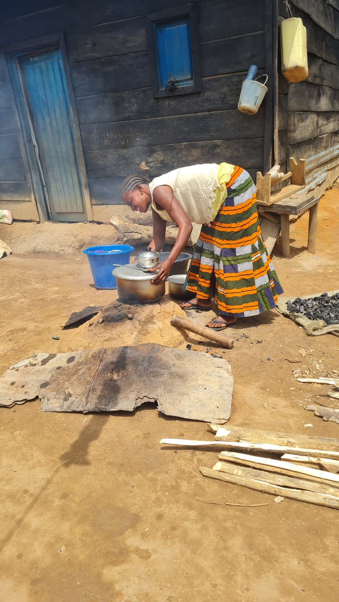 Nous voulons la paix rien que la paix afin que nous rentrions dans nos villages dixit une congolaise qui vit ds une précarité ds l'un des sites de la RDC <a href="/afiamama/">AFIA MAMA RDC</a> <a href="/tappingdiotima/">Noemi Dalmonte</a>
<a href="/annytenga/">ANNY  T. MODI</a> <a href="/FondationLONA_/">Fondation LONA</a>
@onufemme <a href="/Com_mediasRDC/">Ministère de la Communication et Médias/RDC</a>
#FARDC
#MONUSCO
#UNPFA
#ONUFEMMESRDC