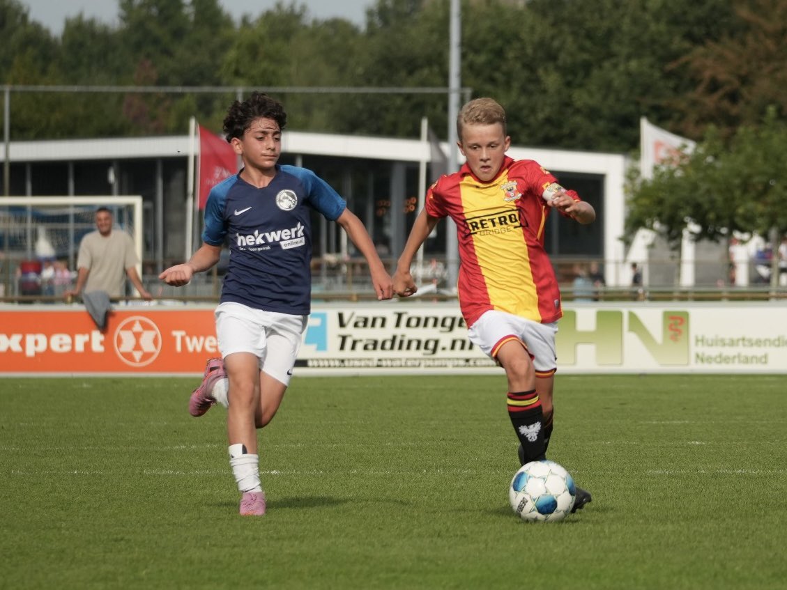 Go Ahead Eagles Voetbalacademie ๐ฆ
 (@kowetjeugd) on Twitter photo Eerste competitiewedstrijd โ
Eerste overwinning โ
#GAEO13 #waartalentenvleugelskrijgen Eerste competitiewedstrijd โ
Eerste overwinning โ
#GAEO13 #waartalentenvleugelskrijgen