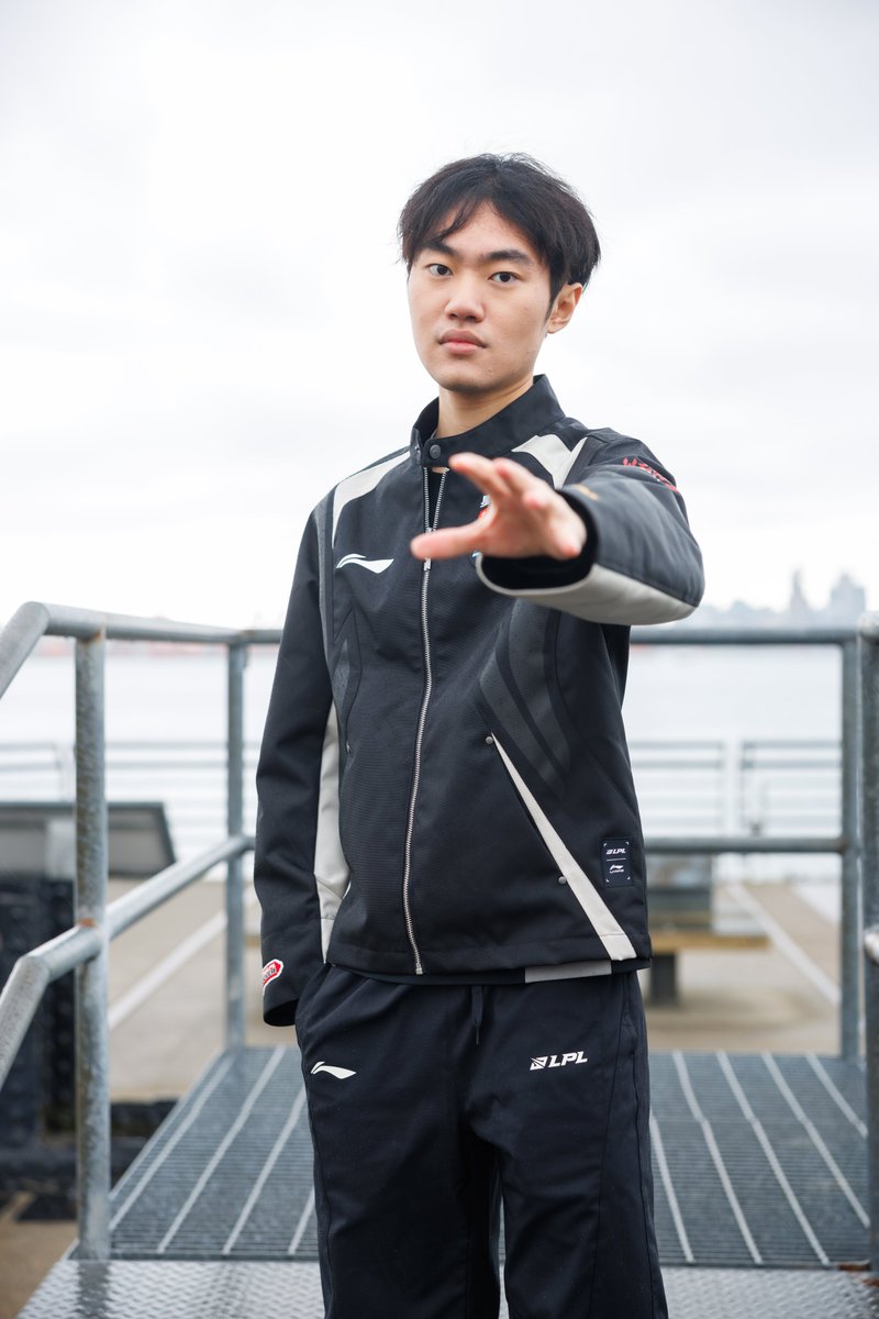 lolesports's tweet photo. THE GOLDEN LEFT HAND:

LPL 2020 Summer ��
LPL 2023 Spring 🏆
MSI 2023 🏆
LPL 2023 Summer 🏆
LPL 2024 Spring 🏆
LPL 2024 Summer 🏆
LPL 2025 Grand Finals 🏆 https://t.co/86gXrXOyXz
