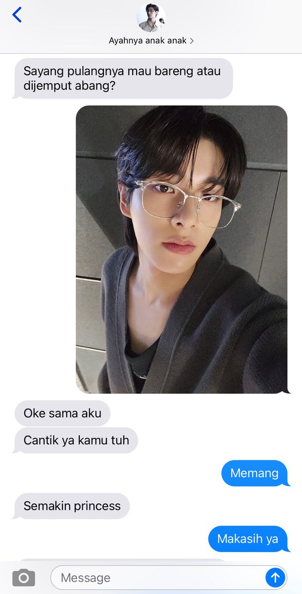 scribblemoons's tweet photo. sungjake few tweets au,
papah semakin princess (part of famiglia wirahardja) https://t.co/HZpsoKdLFq