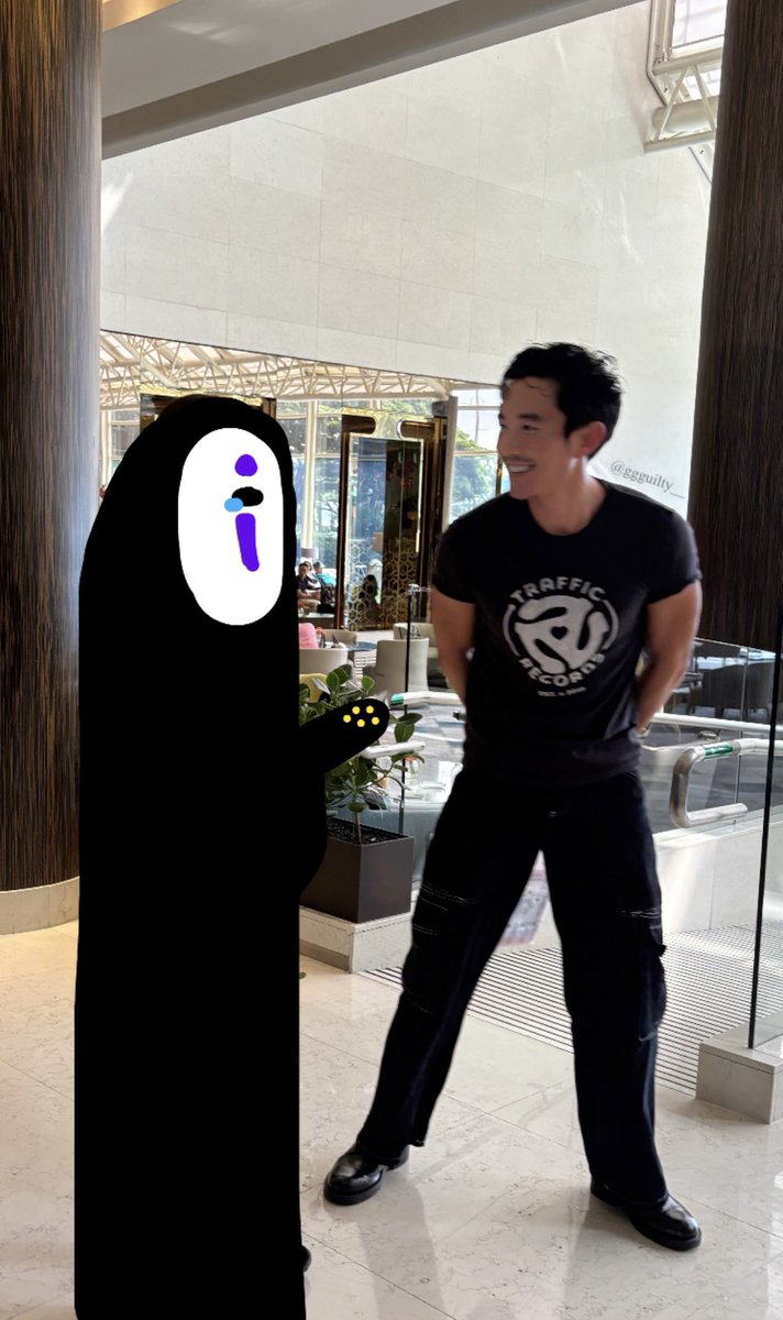 자만추 때 친구가 급하게 찍어줌
근육쿼카저스틴민홍기실존