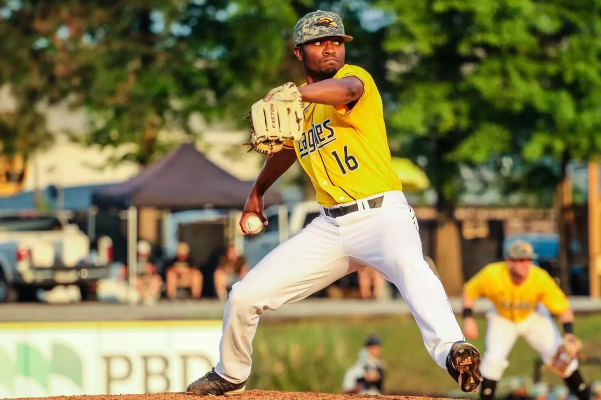 #LVBP <a href="/leones_cbbc/">Leones del Caracas</a>  anunció este lunes por la noche la contratación del relevista J.C. Keys, quien se incorpora al grupo de refuerzos extranjeros para la temporada 2025-2026 de la <a href="/LVBP_Oficial/">#UnaVidaUnaLiga ⚾️🇻🇪</a>