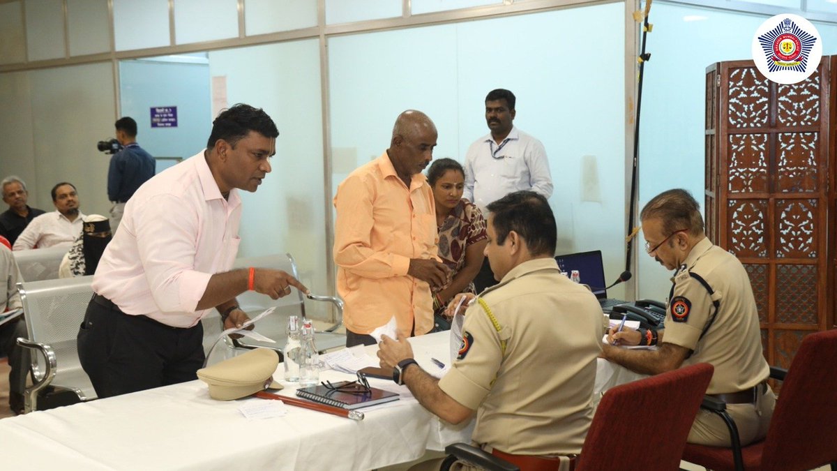 Your concerns are always our priority!

Today, 72 Mumbaikars visited the Mumbai Police Headquarters to voice their concerns, grievances, and suggestions.

If you have any questions or queries, you can meet me directly every Tuesday at 3:30 PM. No prior appointments required.