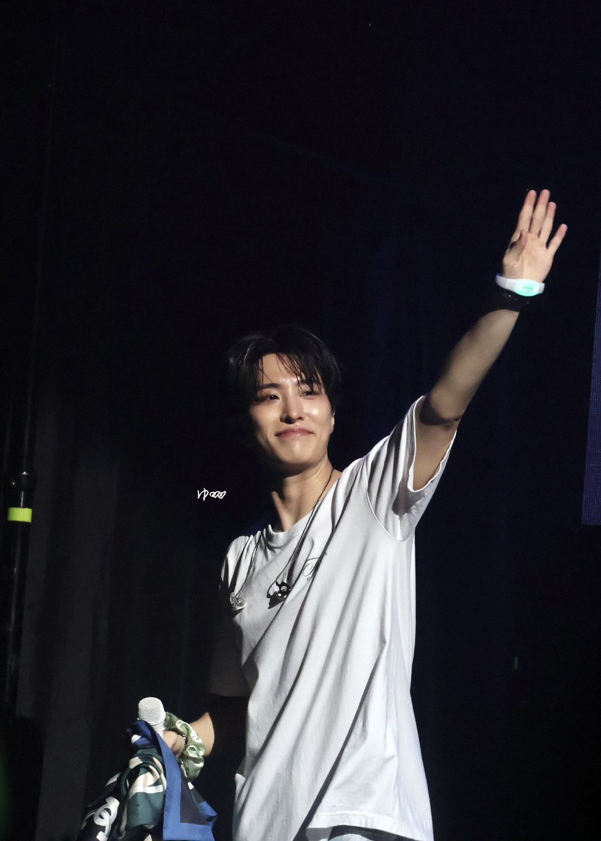 250921 [Fermata] IN SEOUL Day2
💜
#영재 #YOUNGJAE #ヨンジェ
#YoungjaeAsiaTour #Fermata
#Fermata_InSeoul_D2
<a href="/ChoiArs_YJ/">YOUNGJAE</a>