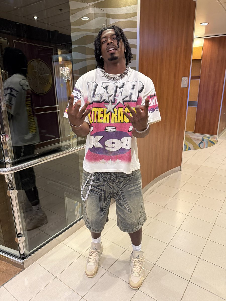 YungxTrav's tweet photo. Some changes have occurred✌🏾 https://t.co/NPsX6t8RIv