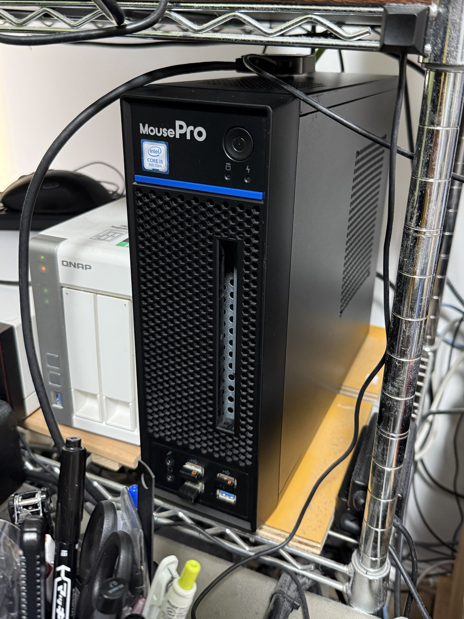 mouse Core i7 8550U SSD240GB DVDドライブ 14型ノートパソコン