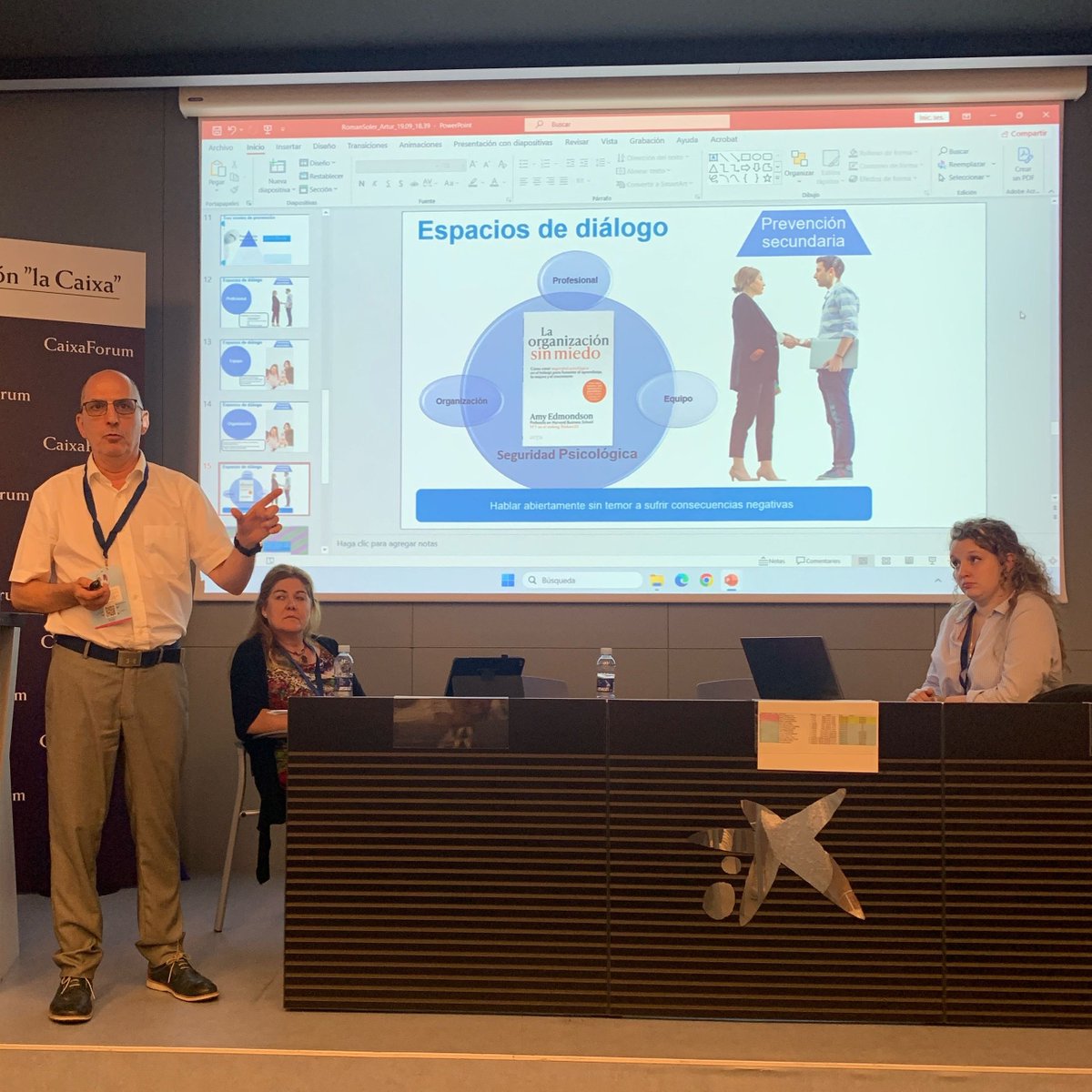 Artur Roman (@radiologiaartur) on Twitter photo En el Congreso CIMER organizado por <a href="/ACTEDI/">ACTEDI</a> I <a href="/SegraRadiologia/">SEGRA - Radiologia</a> tuve la oportunidad de impartir un taller y una ponencia de la gestión de conflictos en ámbito sanitario.
Y lujo de escuchar a referentes en comunicación <a href="/LeoRomero_Rad/">Leonardo Romero Montemar</a> <a href="/BasiOrozco/">Basilio Lopez</a> y otros grandes profesionales. En el Congreso CIMER organizado por <a href="/ACTEDI/">ACTEDI</a> I <a href="/SegraRadiologia/">SEGRA - Radiologia</a> tuve la oportunidad de impartir un taller y una ponencia de la gestión de conflictos en ámbito sanitario.
Y lujo de escuchar a referentes en comunicación <a href="/LeoRomero_Rad/">Leonardo Romero Montemar</a> <a href="/BasiOrozco/">Basilio Lopez</a> y otros grandes profesionales.