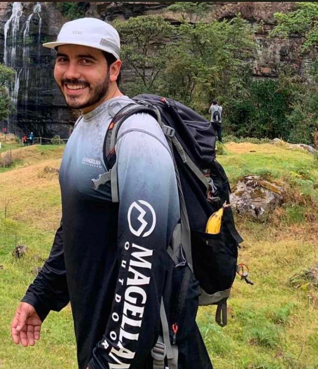 #DondeEstaCamilo #AndresCamiloNoAparece Dios 1.164 días sin respuesta!