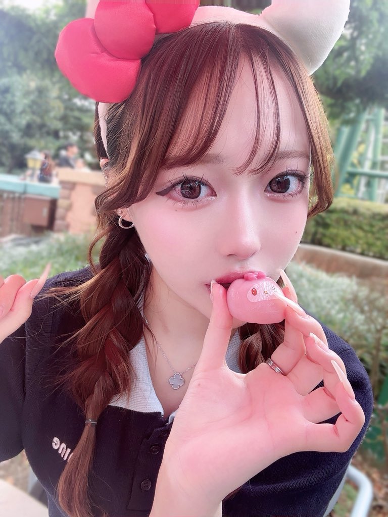 _4zlp's tweet image. ♡ ••┈┈┈┈┈┈┈┈•• ♡