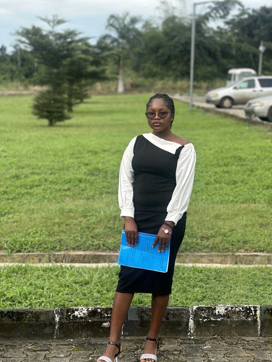 eunice76070's tweet image. Externally Tested😎
A graduate and moreeee ❤️🥰
B.Tech bagged🙂↔️❤️
#project
