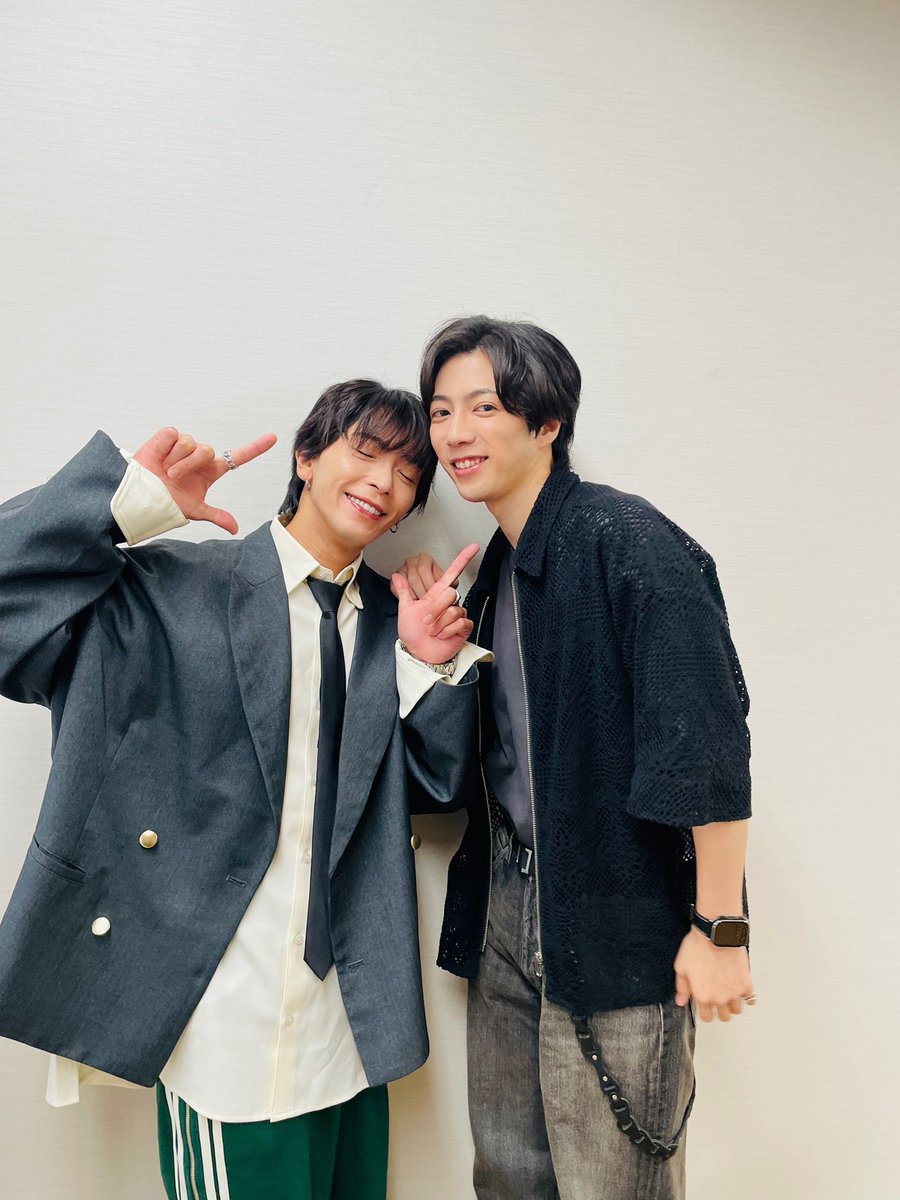 NaokichiTamon's tweet photo. バースデーイベント終わっちまったぁぁぁ
めっっちゃくちゃ楽しかった‼️
ハッピー‼️幸せ‼️
本当に感謝。ありがとう。ありがとう。
最高のスタートダッシュだぜ😳✌️✨

みんなの良い顔みれて幸せっ。

9/26 19:30〜
バースデー配信&amp;今日の振り返りするのでまだまだ余韻に浸ろう！？

3人ともだいすき。 https://t.co/i7GEevGjZE