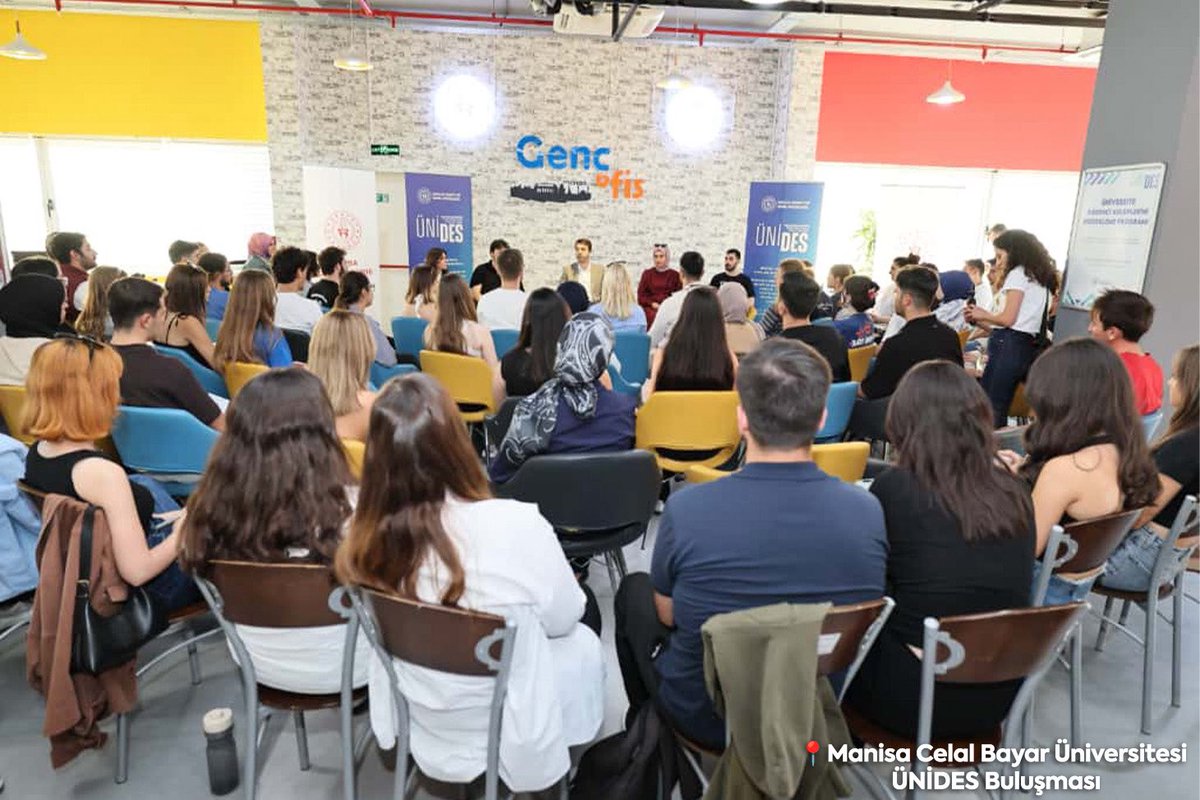 ÜNİDES buluşmaları başladı! 🎓

Üniversite Öğrenci Toplulukları İş Birliği ve Destek Programı (ÜNİDES) kapsamında İzmir ve Manisa’da gençlerle buluştuk.

📍 İzmir Dokuz Eylül Üniversitesi 
📍 Manisa Celal Bayar Üniversitesi

Gençlerin fikirleriyle geleceğimize ilham verdiği