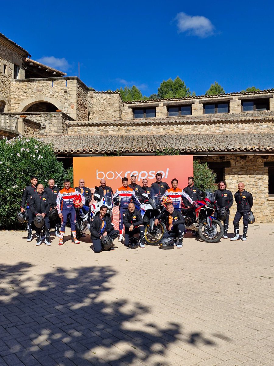 box_repsol's tweet image. ¡Muchas gracias a todos por venir hoy!🤩🤝🏻

#BoxRepsol