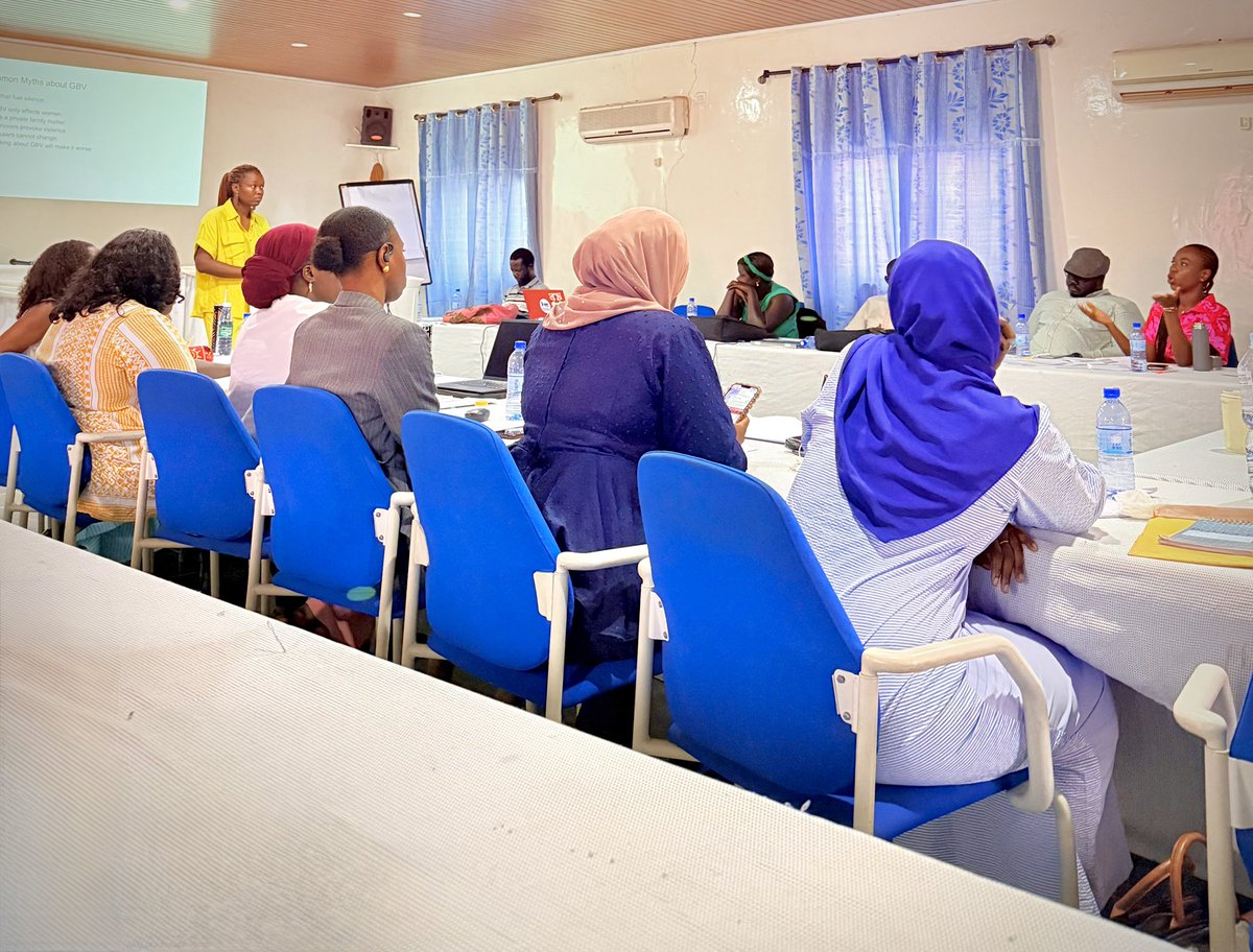 Gambia_MOJ's tweet photo. The deeper we went, the more intense the conversations became. We are currently engaging on topics such as gender-based violence and MHPSS, building the right capacity for State Counsels.
#statecounsel #MHPSS https://t.co/FalIRUqkzj