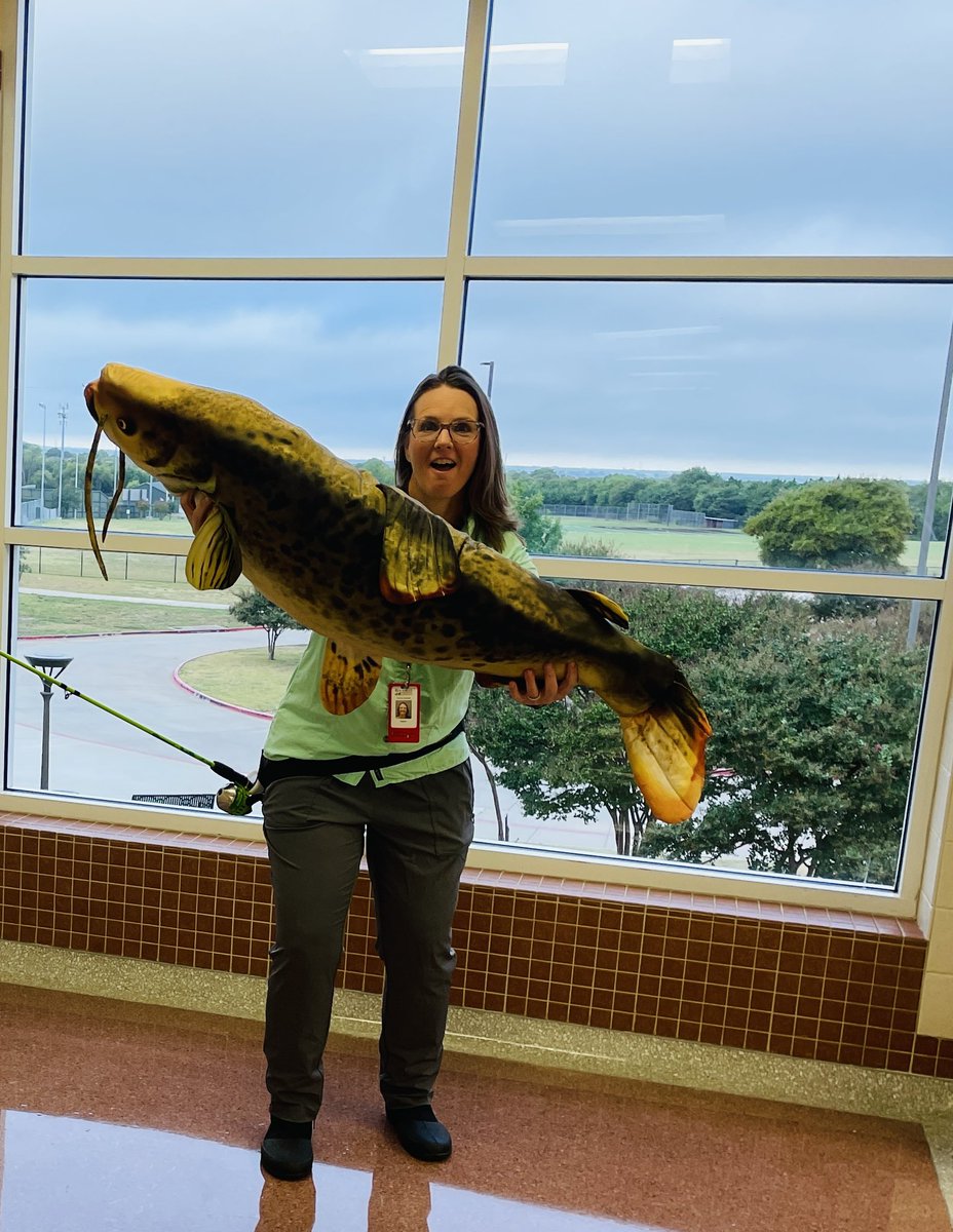FINALLY…. A school dress up spirit day in my wheelhouse! Another great day to be a Hawk!!! #fishing <a href="/STUCOHeath/">Heath StuCo</a> ❤️🎣🖤