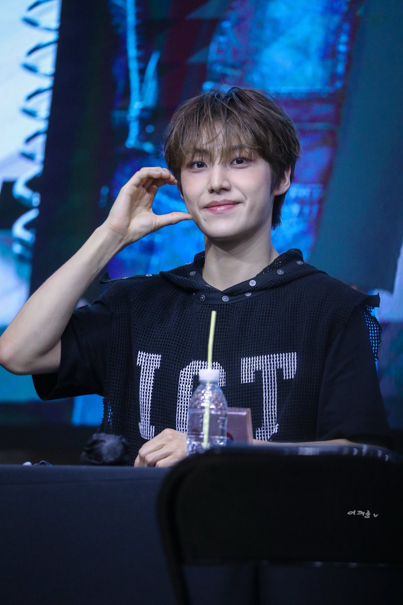 250426 #은상시 

₊ ⊹˚⋆.°🧸๋ྀི࣭♡ ₊ ⊹

#은상 #EUNSANG 
#유나이트 #YOUNITE