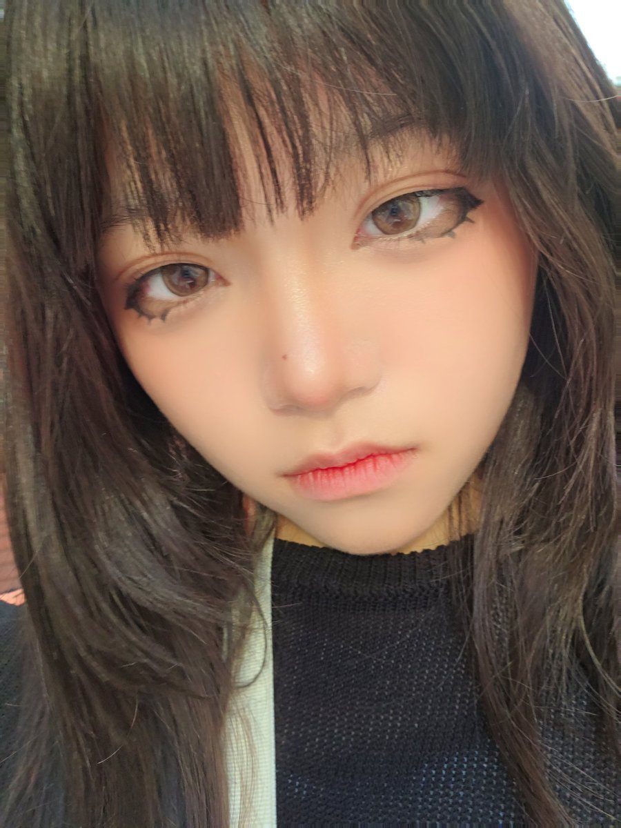 こんばんぴ。
本日はレッスン。
祝日が終わって明日から平日だけどさ、頑張ってこ！
来月のワンマン、みんなで盛り上がりたいから、予約よろしくお願いします！