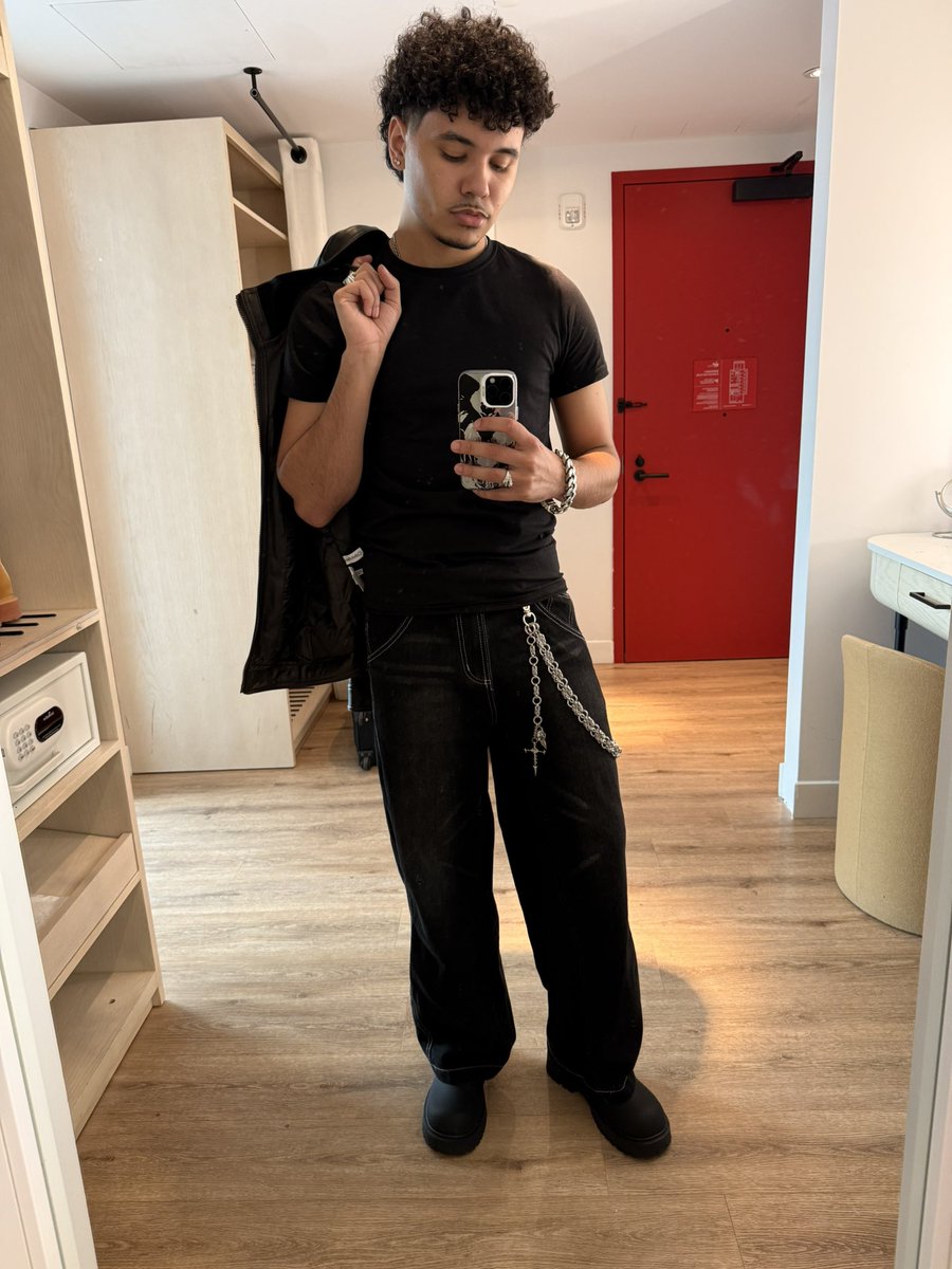 『D E E ੈ♡˳』 tweet media