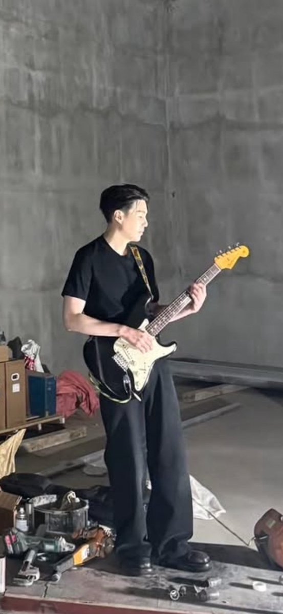 westriver619's tweet image. 待って待って待ちくたびれた頃にやっと来てくれたユンギ😭💜
大人になってますますかっこよ〜💜

#suga 
#ユンギ
#大人army 
#ユンギペン
#bts
#bts is 7
#オルペン