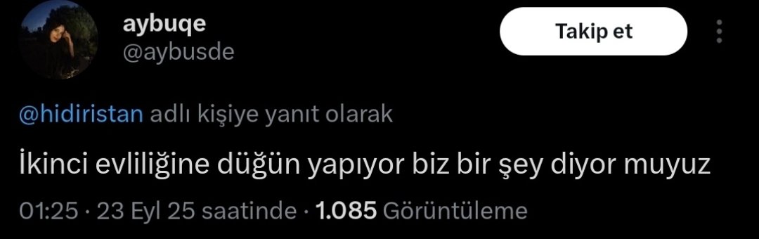 ablasını 2. kez evlendiği icin aşağılıyor ve bi düğünü bile hak etmediğini söylüyor yani bu kadar aşağılık ve hasetli bi zihniyet olamaz ablana buradan çok mutlu bi evlilik ve senin içinde olmadığın bi hayat diliyorum