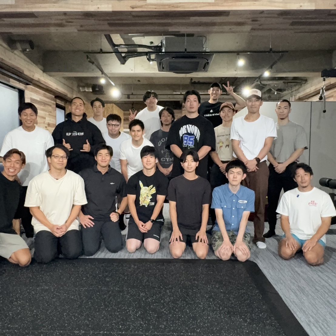 masshifitness's tweet image. 山木さん @MoveFree2 による腰痛セミナーをTRESGYM登戸で開催しました！
山木さん、ご参加の皆様ありがとうございました✨

トレスジムでは定期的にセミナー・イベントを開催しております！！
来月のはまもなく告知しますので、お気軽にご参加くださいませ😋

↓切り取ったらヤバすぎる笑笑