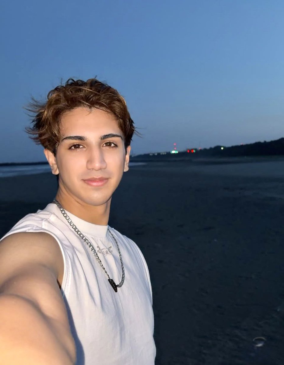 コブラ tweet media