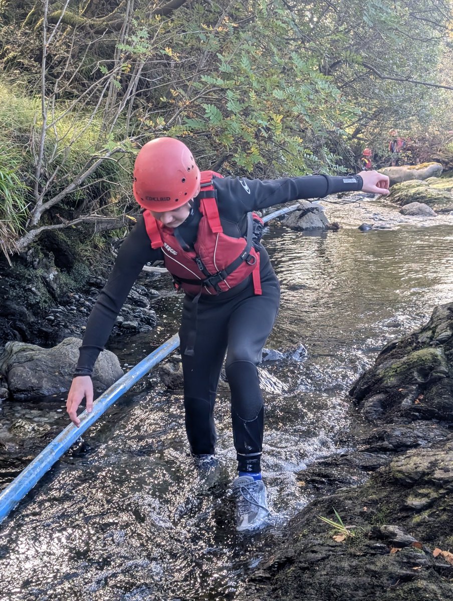 BlairvadachA's tweet image. Smashing effort this week to conquer a rather chilly gorge 🥶 great display of resilience throughout the activity.

@BlairvadachOEC 
@GvsGlasgow
