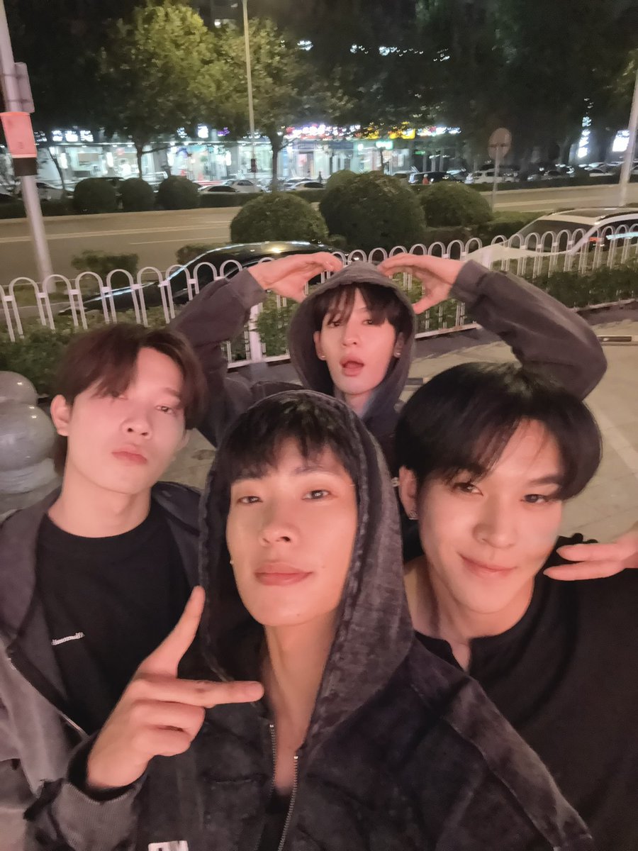 我们在微博音乐盛典等大家哦 🌌💙
<a href="/DEXXofficialTH/">DEXX</a> 

#WMA微博音乐盛典 #DEXXth