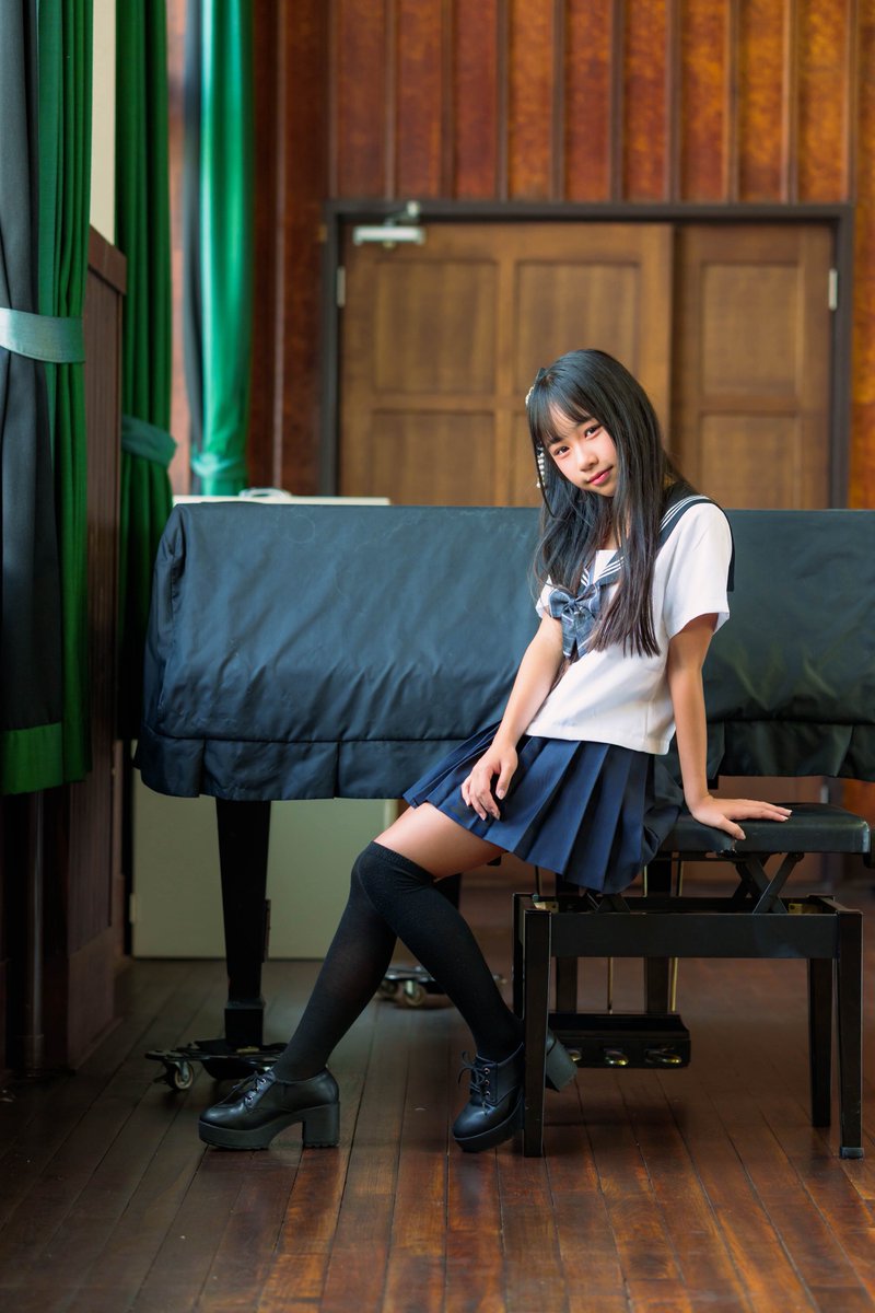 学校🏫と制服めちゃくちゃいいね💞