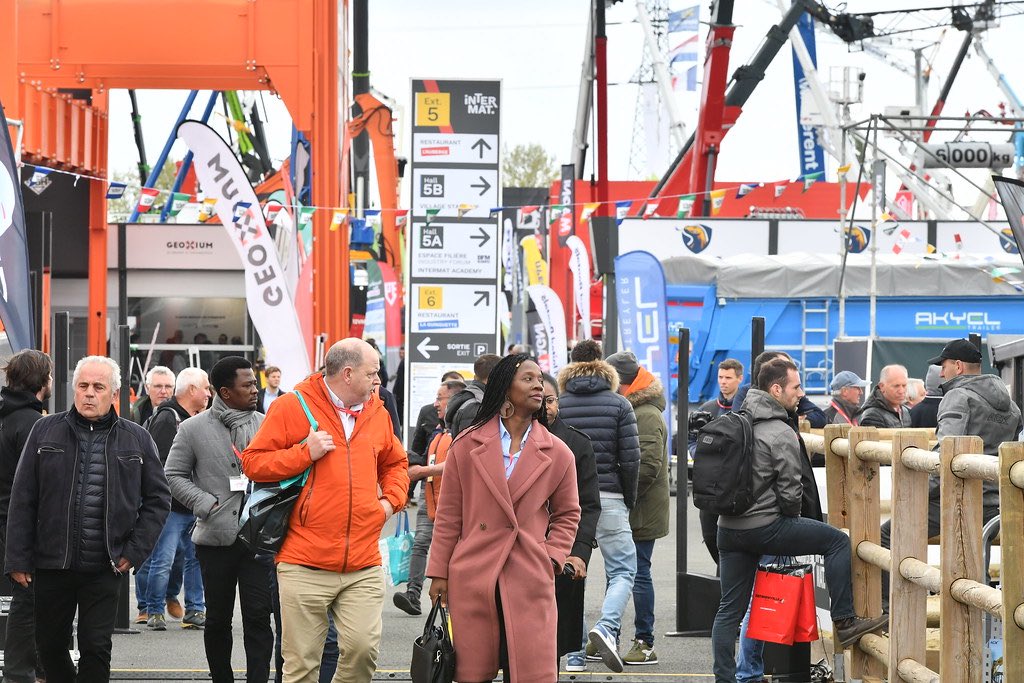 intermatparis's tweet image. #INTERMATParis 2027 incarne la transition du secteur vers une construction décarbonée. Un défi collectif, soutenu par tous les acteurs terrain.
📅 Rendez-vous du 21 au 24 avril 2027
👉 Lire l&apos;article : intermatconstruction.com/fr-FR/intermat…