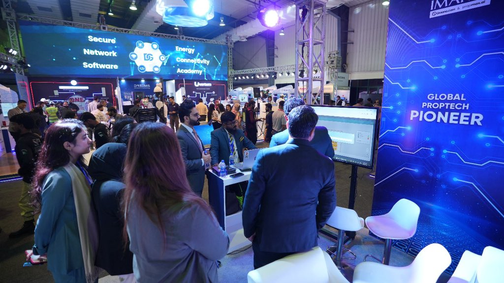 ShafiqAkbarPK's tweet image. The future of tech in Pakistan starts now!

Thrilled to officially launch our new tech vertical at #ITCNAsia, where IMARAT, Graana.com, and Propmax are spearheading Pakistan’s #PropTech revolution.

By integrating housing with cutting-edge technology, we project over…