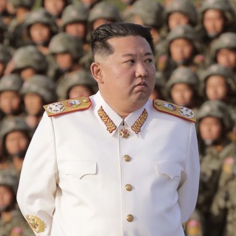 gusholderhaber's tweet photo. Kuzey Kore Lideri Kim Jong-un: "Yeni gizli silahlar edindik." https://t.co/FbmP7neDuf